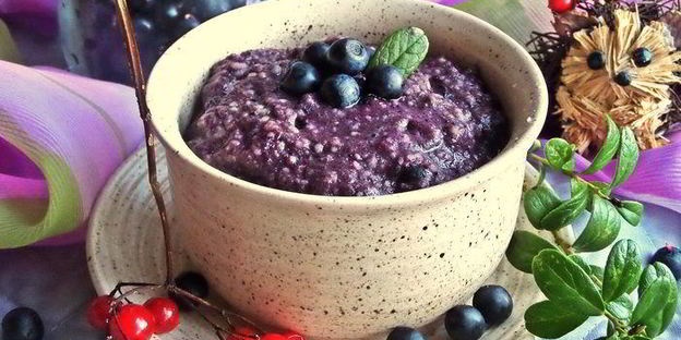 чернично-льняной пудинг