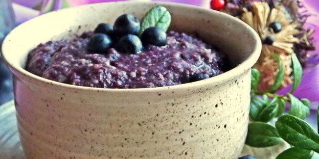 чернично-льняной пудинг