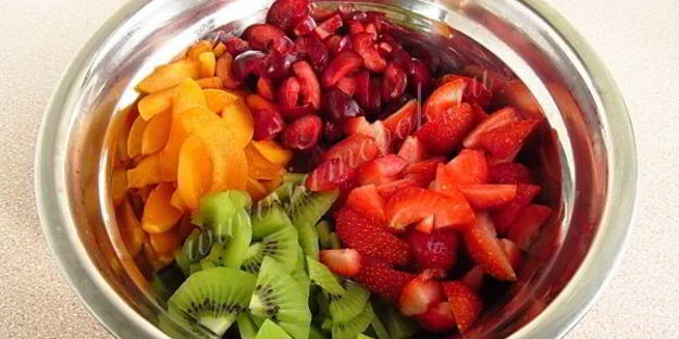 десерт фруктово-ягодный трофей