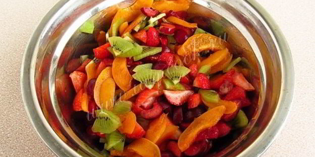 десерт фруктово-ягодный трофей