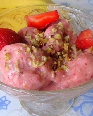 Фруктовый сорбет бананово-клубничный