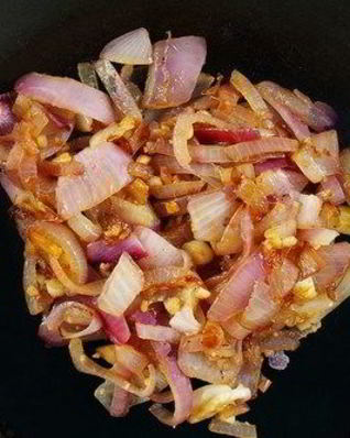 Карамелизованный лук на гриле