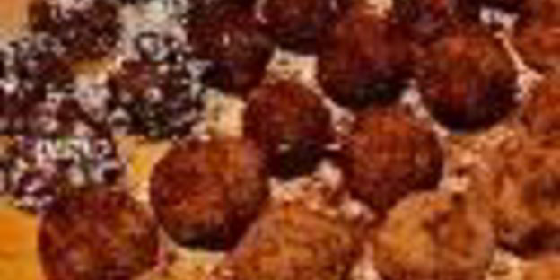 конфеты из чечевицы и фиников