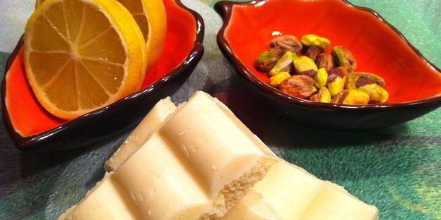 конфеты яблочко из сказки с фисташками