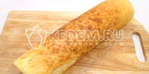 бисквитный рулет с кремом зимнее полено