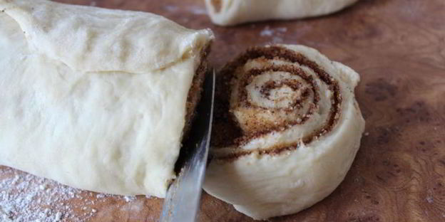 булочки с корицей и сливочным кремом