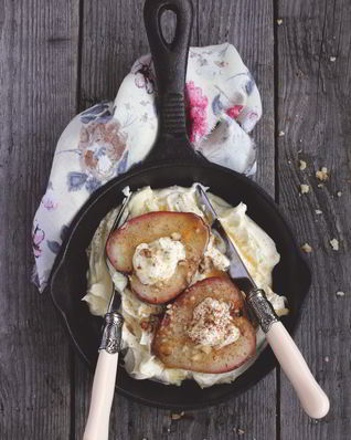 Груши с кремом из маскарпоне