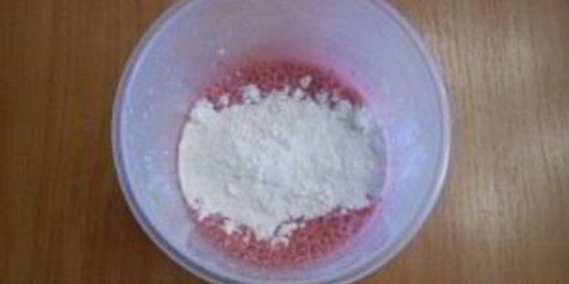 клубничный заварной крем