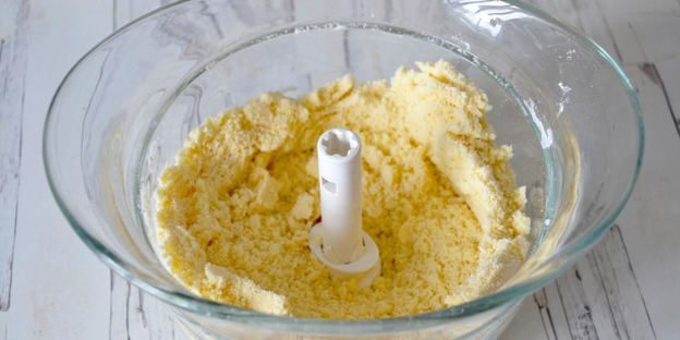 корзиночки с белковым кремом песочные