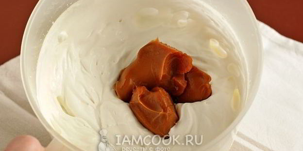 крем из вареной сгущенки и сливок