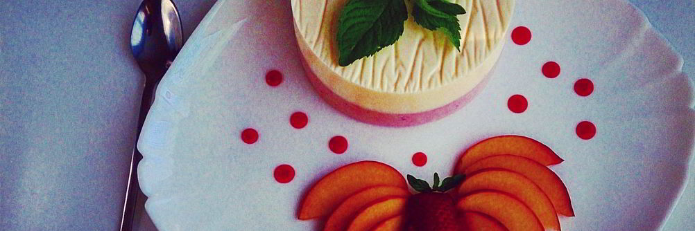 Крем-пломбир с ягодами и мятой