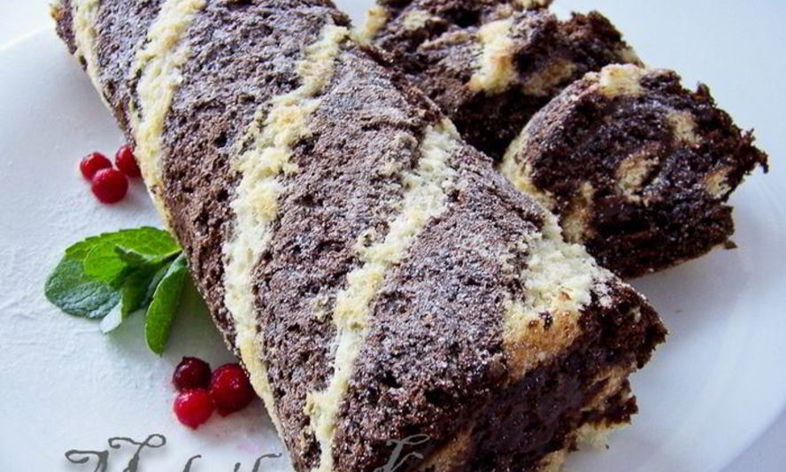 Рецепт полосатого рулада с шоколадным кремом