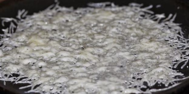 рулетики из лосося с кремом из рикотты