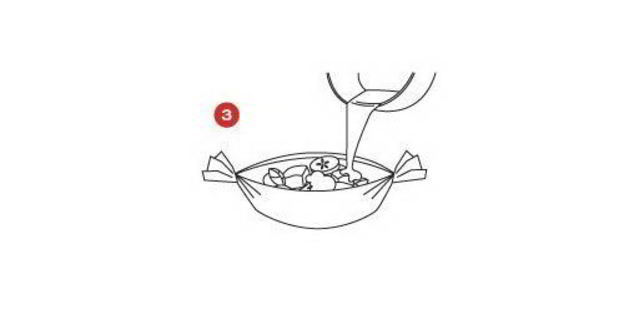 шашлыки из ананаса с соусом крем-фреш