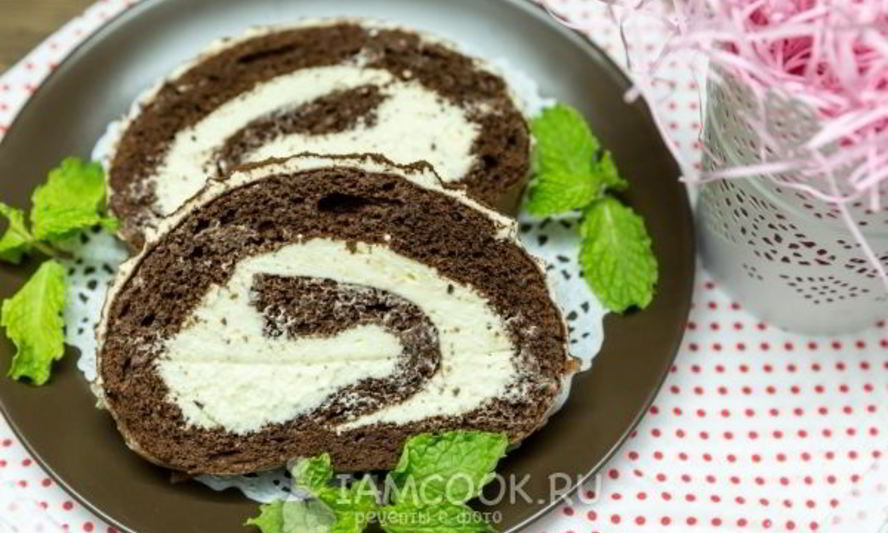 Рецепт шоколадного бисквитного рулета со сливочным кремом