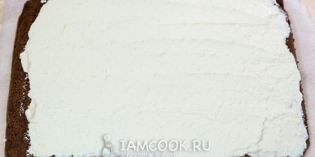 шоколадный бисквитный рулет со сливочным кремом