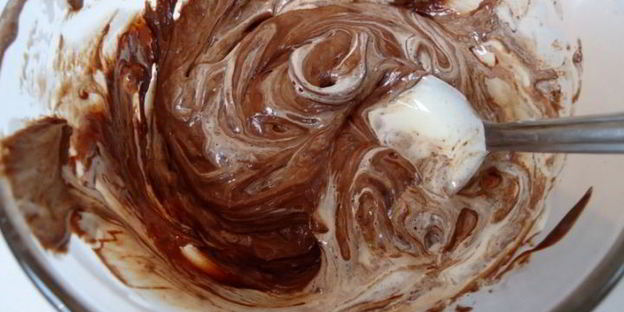 шоколадный рулет с трюфельным кремом