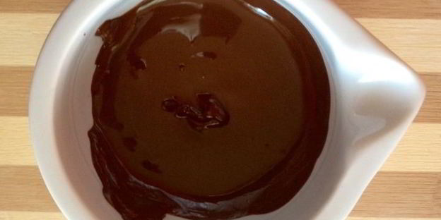 шоколадные чашечки с ореховым кремом