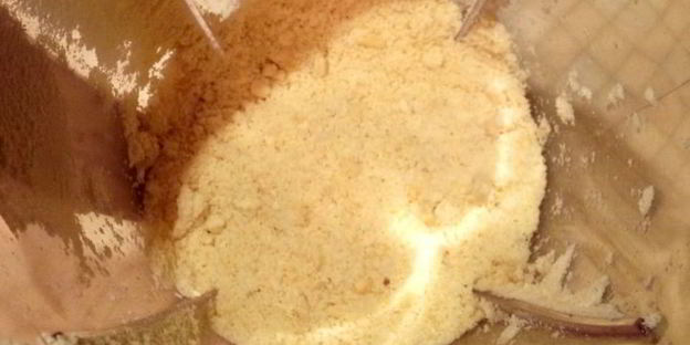 шоколадные чашечки с ореховым кремом