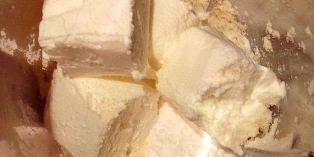 шоколадные чашечки с ореховым кремом