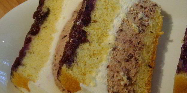 торт-десерт ягодное облако с йогуртовым кремом