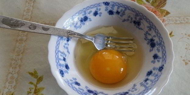 трайфл с рисовым кремом, клубникой и бананом