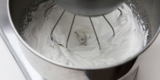 трубочки с белковым кремом