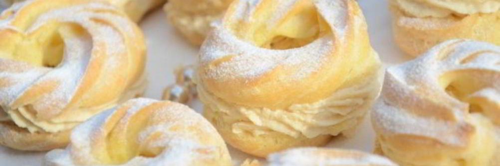 Заварные колечки с творожным кремом