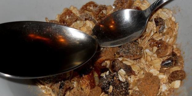 молодильные яблоки запеченные с овсянкой