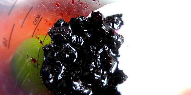 черничное мороженое