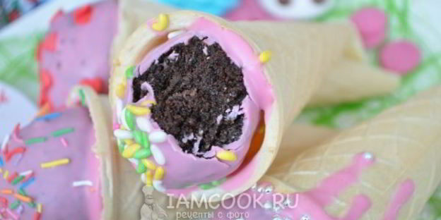 кейк-попсы в рожке для мороженого