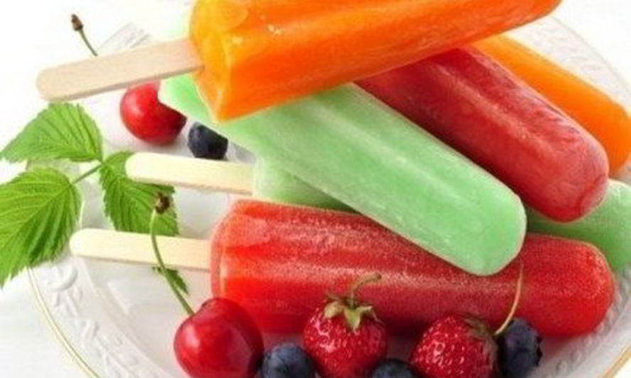 Рецепт клубнично-цитрусового мороженого без молока