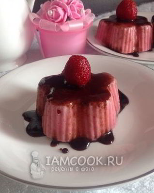 Клубничное мороженое в шоколадной глазури