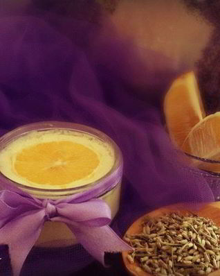 Лавандово-лимонноe мягкое итальянское мороженое Джелато