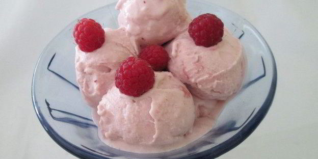 малиново-имбирный сорбет и мороженое