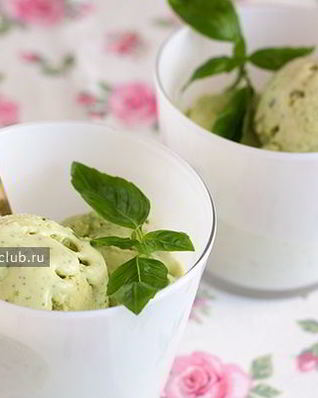 Мороженое из базилика