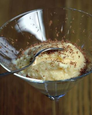 Мороженое с белым шоколадом