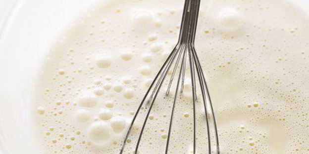 мороженое с черной смородиной