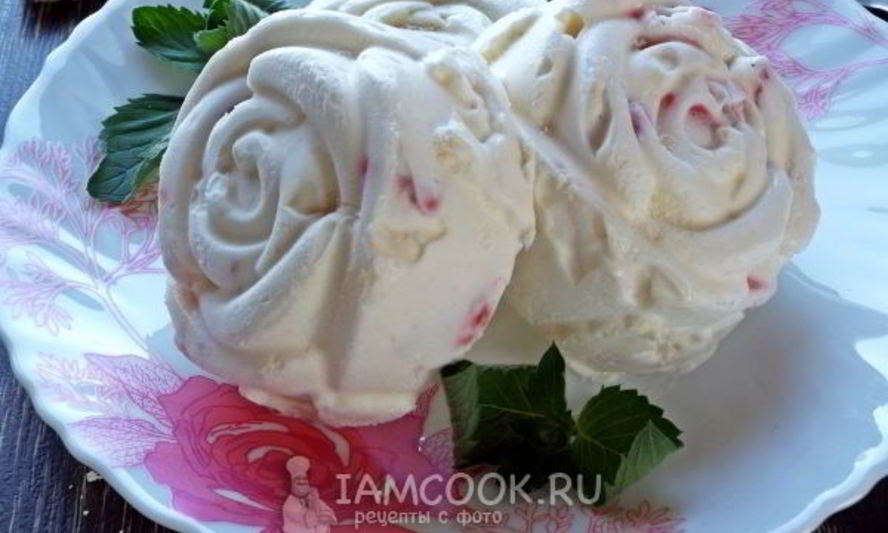 Рецепт мороженого с клубникой и белым шоколадом