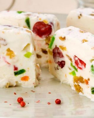 Мороженое с розовым перцем