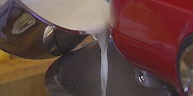 мороженое с вялеными фруктами