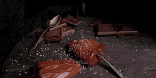 шоколадный десерт-мороженое