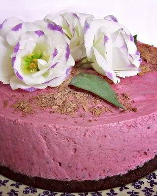 Торт-мороженое Ягодно-ореховый дуэт