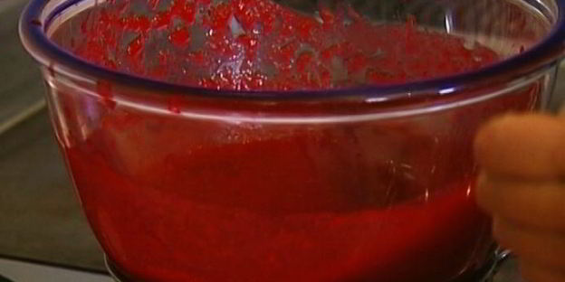 йогуртовый мусс с малиной и мятой