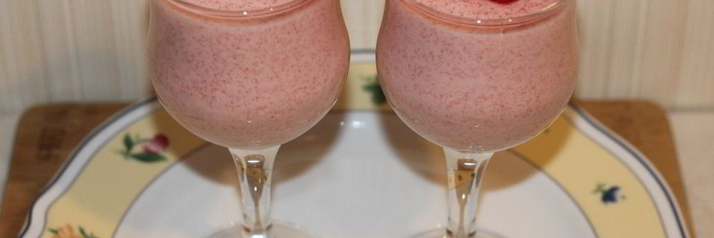 Воздушный клубничный мусс