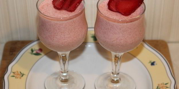 воздушный клубничный мусс