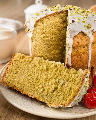 Фисташковый пасхальный кулич