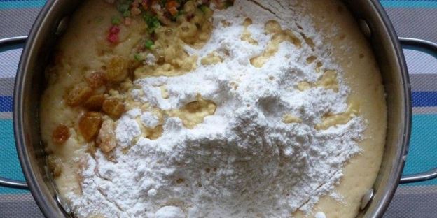 кулич на сметане