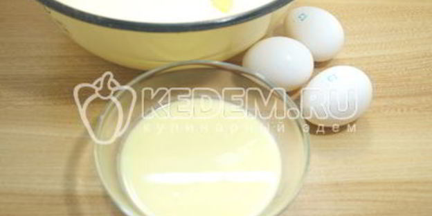 кулич пасхальный маковый