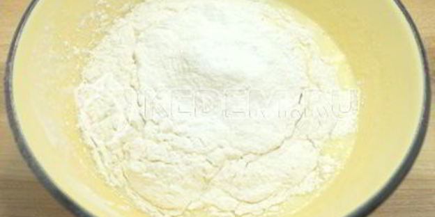 кулич пасхальный маковый